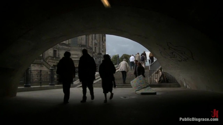 A Good Whore Brings her own Mattress_main_thumbnail