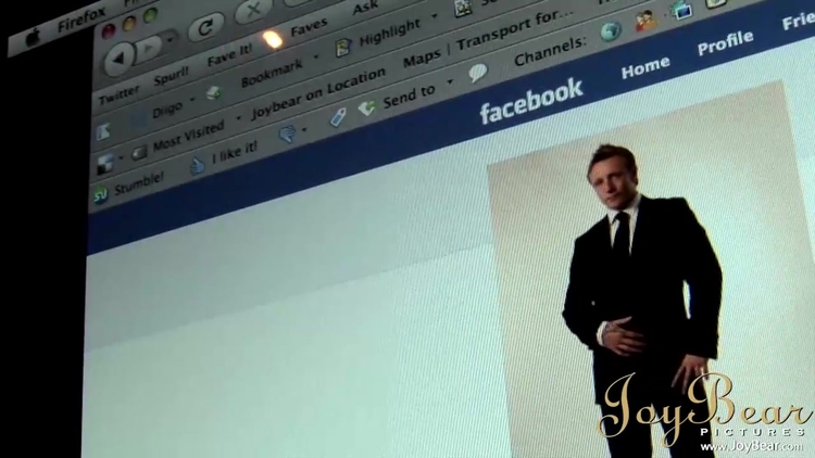 Hooking up with busty milf Tanya Tate_main_thumbnail