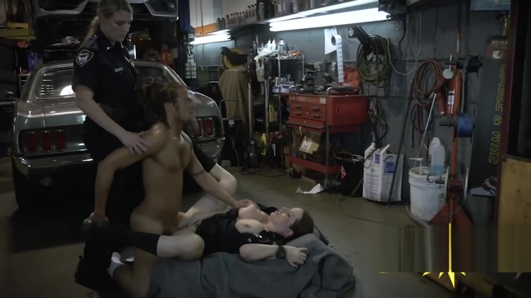 Bombshell MILFs with huge tits arresting a black boner_main_thumbnail