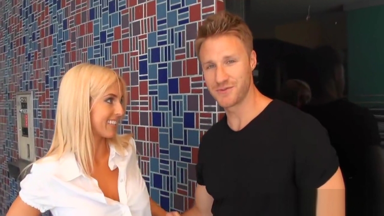 Rough banging of filthy MILF_main_thumbnail