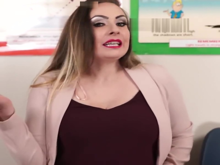 sexy aunty_main_thumbnail