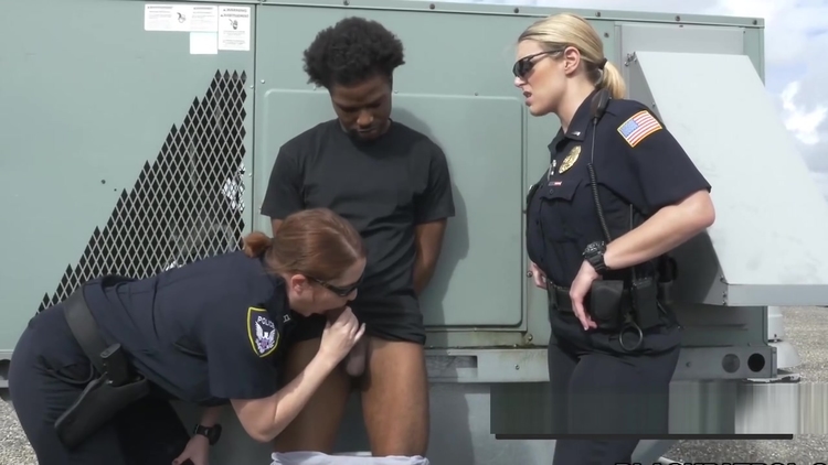 Milf cops take thug up to a rooftop after spying on naked women_main_thumbnail