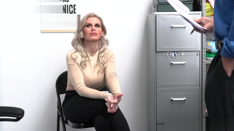 Casca Akashova is an milf suspect for pocketing an item_main_thumbnail