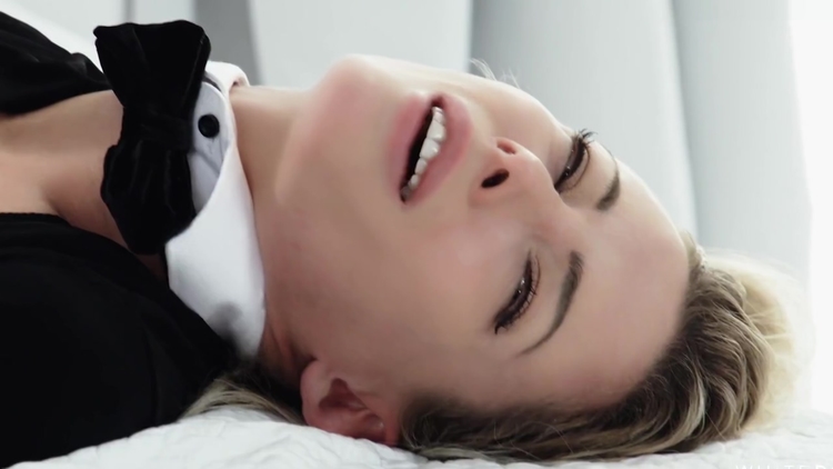 TheWhiteBoxxx Isabelle Deltore_main_thumbnail