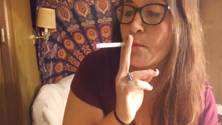 Beautiful Bbw Smokes And Talks. Cute Southern Accent. Down To Earth Jewliesparxx_main_thumbnail