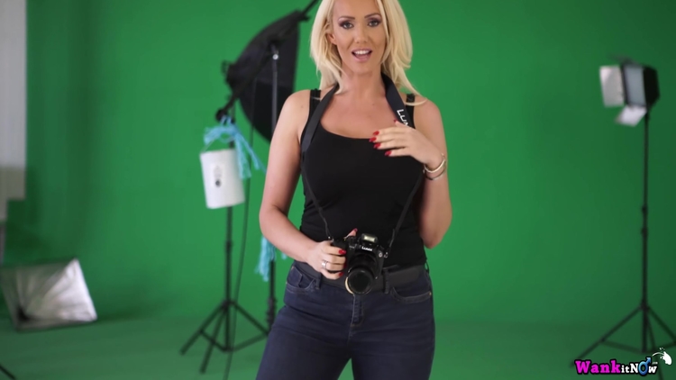 Lucy Cannot Resist Playing With Her Pussy During Xxx Rated Photoshoot!!_main_thumbnail