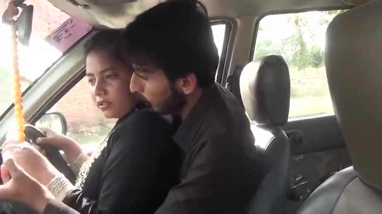 Sadaf Aunty, Outdoor Lap With A Big Disk_main_thumbnail