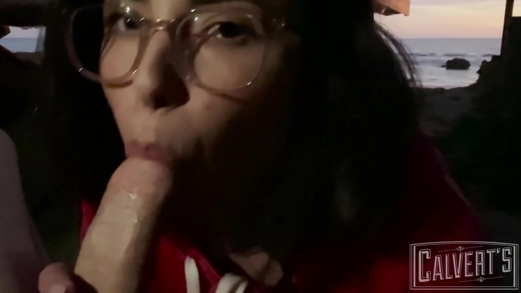 Sneaky Public Beach Pov Bj - Casey Calvert_main_thumbnail