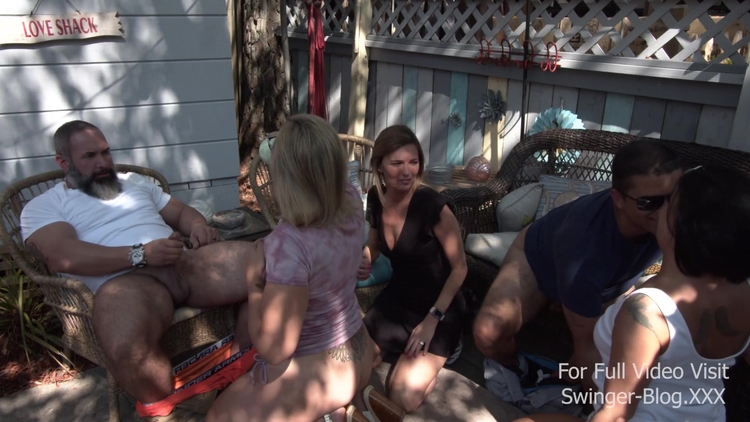 Sexy Outdoor Wife Swap_main_thumbnail