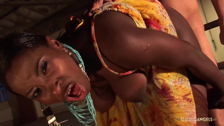 Hot Black Chick Gets Her Pussy Stuffed With A White Cock_main_thumbnail