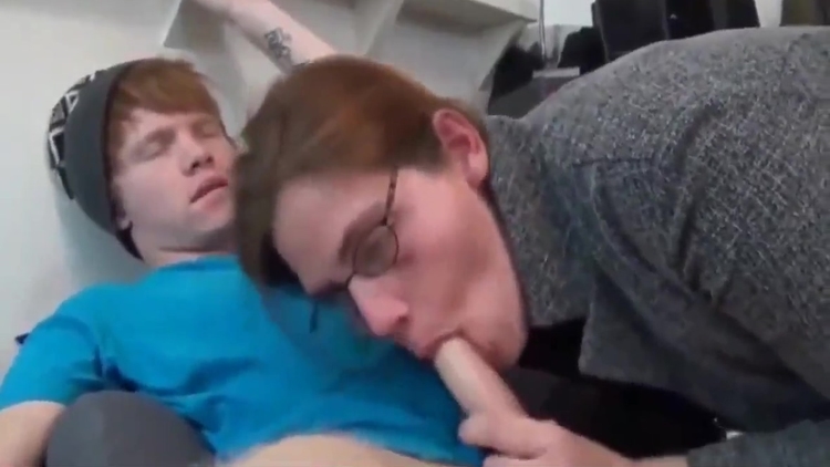 Sexy Milf Handjob_main_thumbnail