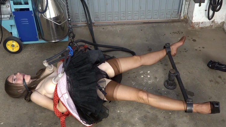 Milking Tits In Nylons_main_thumbnail