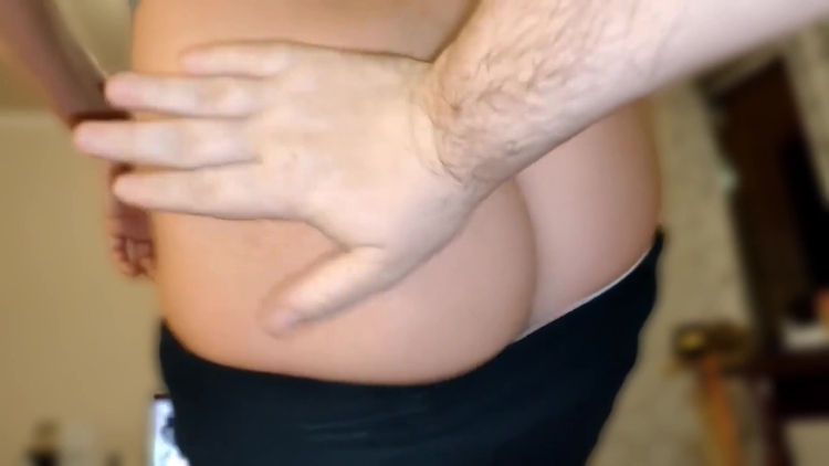 Homemade Porn Video : Slut Wife Teases With A Big Ass And Sits On A Dick_main_thumbnail