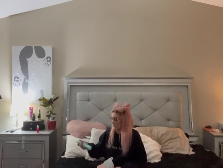 Milfs Very First Recorded O Squirt And Cum Everywhere_main_thumbnail