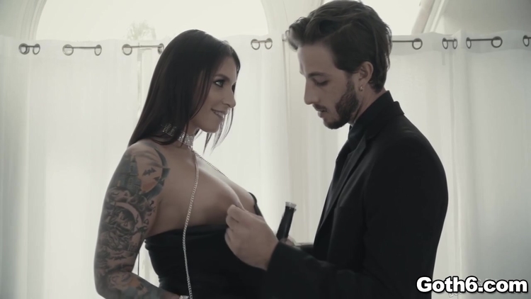 Lucas Throbbing Man Meat Slammed - Ivy Lebelle_main_thumbnail