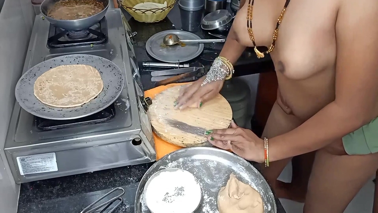 रट बनत समय जर जर स धकक लय एक सथ द कम 12 Min_main_thumbnail