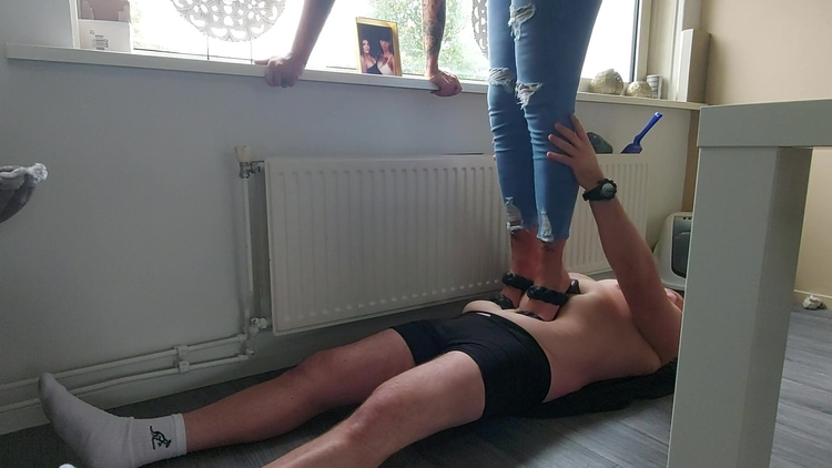 Bday Gift Trampling_main_thumbnail