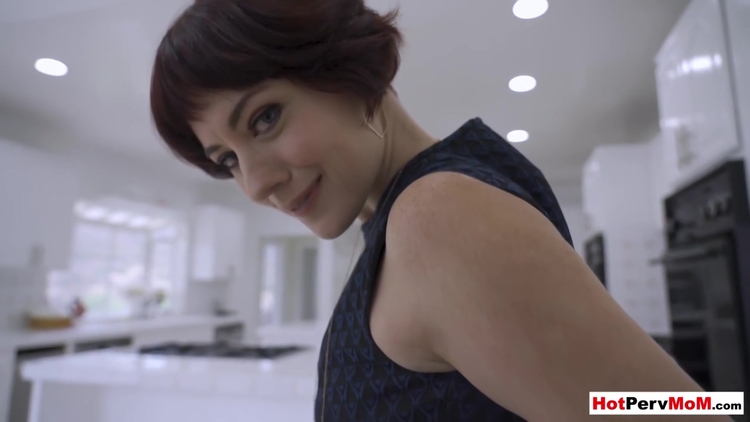 Step son Feeding His Milf Stepmothers Neglected Pussy From B_main_thumbnail