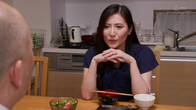 Yuna Shiina In Juq-431 Exposing A Married Woman A Public Record Of A C_main_thumbnail