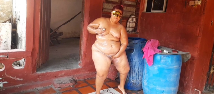 He Spied On My Stepmother While She Was Taking A Shower On The Terrace Of Her House_main_thumbnail