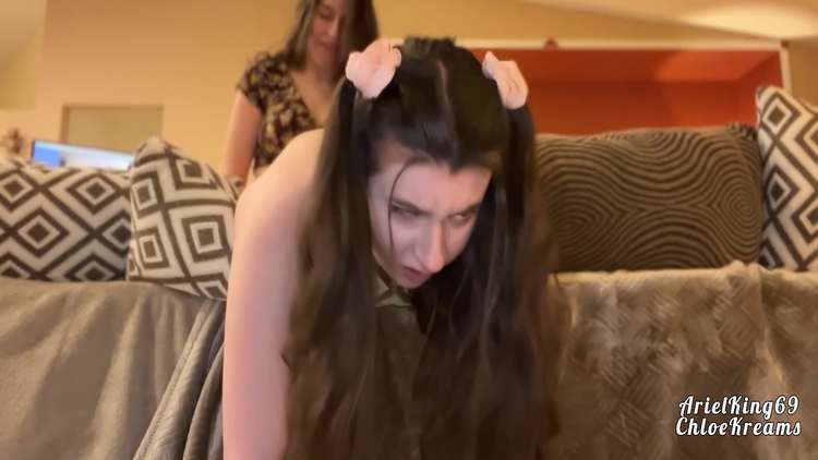 Stuck And Fucked 2 5 Min - Chloe Kreams_main_thumbnail