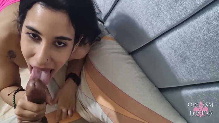 Deliciosa Y Lenta Mamada De Carahoneyy Termina Con Semen En Boca 7 Min_main_thumbnail