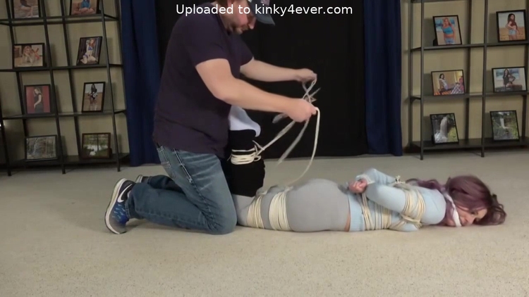 Yoga Pants_main_thumbnail