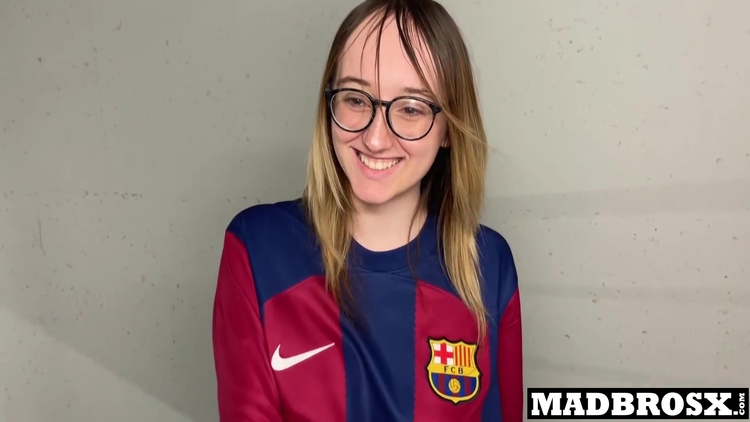 A Barcelona Supporter Fucked By Psg Fans In The Corridors Of The Football Stadium !!! 7 Min_main_thumbnail