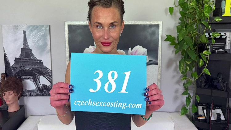 Brian Ragnastone And Laura Crystal - Another Pornstar Is Back In Business 10 Min_main_thumbnail