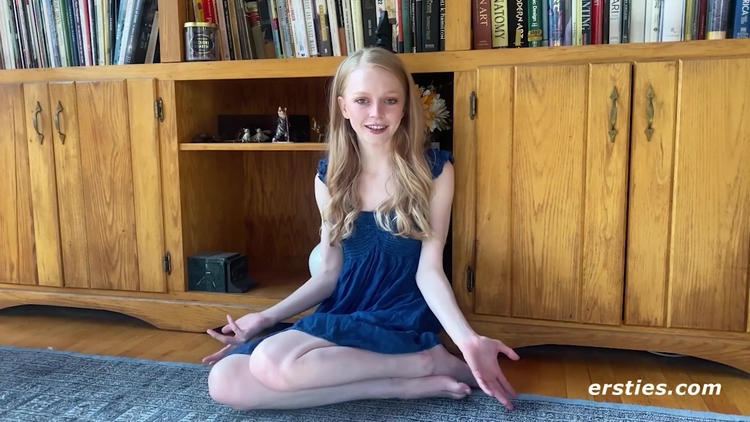 Hot Blonde Babe Loves The Feel Of Rope Against Her Skin_main_thumbnail