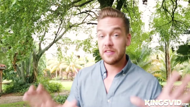 Lauren Phillips In Showering Her With Cum_main_thumbnail