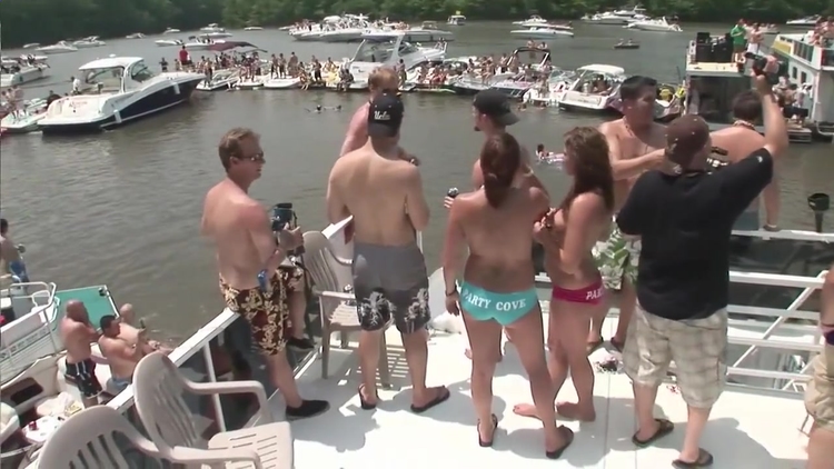 LiveGonzo Puma Swede Horny MILF Sex_main_thumbnail