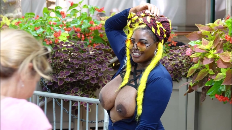 The 2018 NYC GoTopless Day Photo Slide Show_main_thumbnail