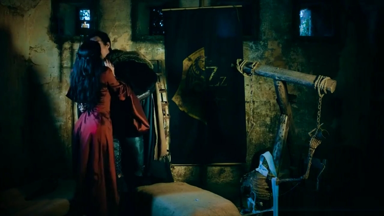 A Witch Gets Fucked In This Game Of Thrones Parody_main_thumbnail