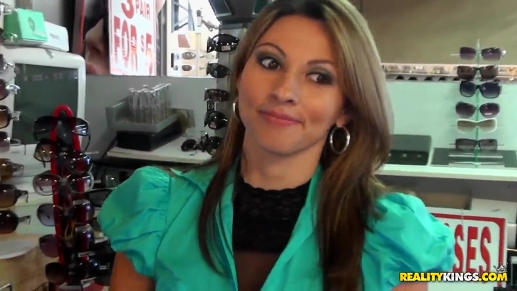 The MILF that has done all this fucking things_main_thumbnail