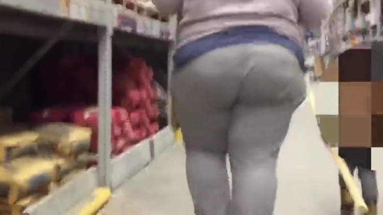 Jiggly BBW PAWG Step mom in Sweats Bending Over_main_thumbnail