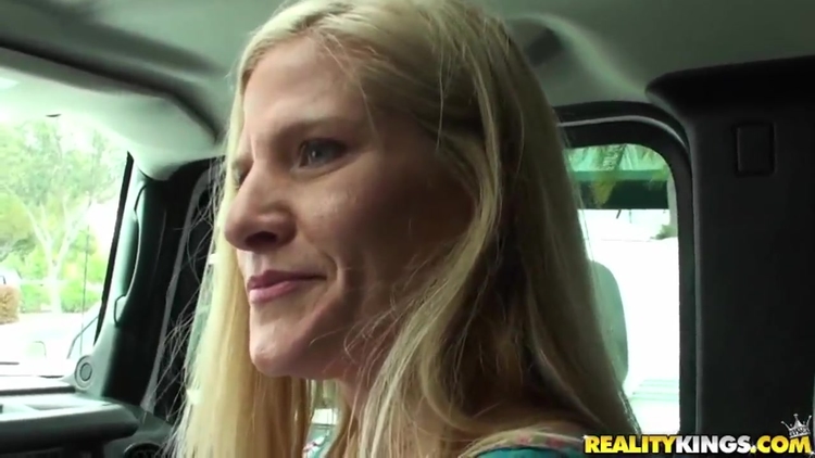 Mature blondie sucks throbbing penis in a car_main_thumbnail