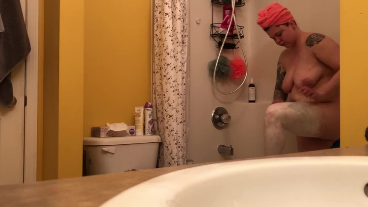 REAL , My Step dad's wife is half his age - shaving her legs and showering_main_thumbnail
