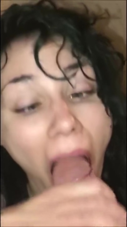 Skilled brunette Nashville MILF_main_thumbnail