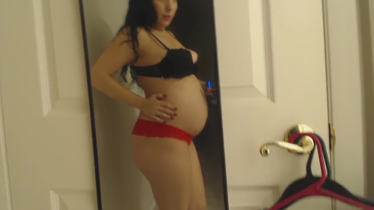 Pregnant Jessica Barry 02_main_thumbnail