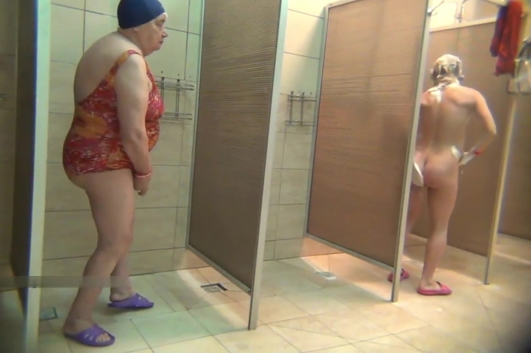 matures in shower_main_thumbnail