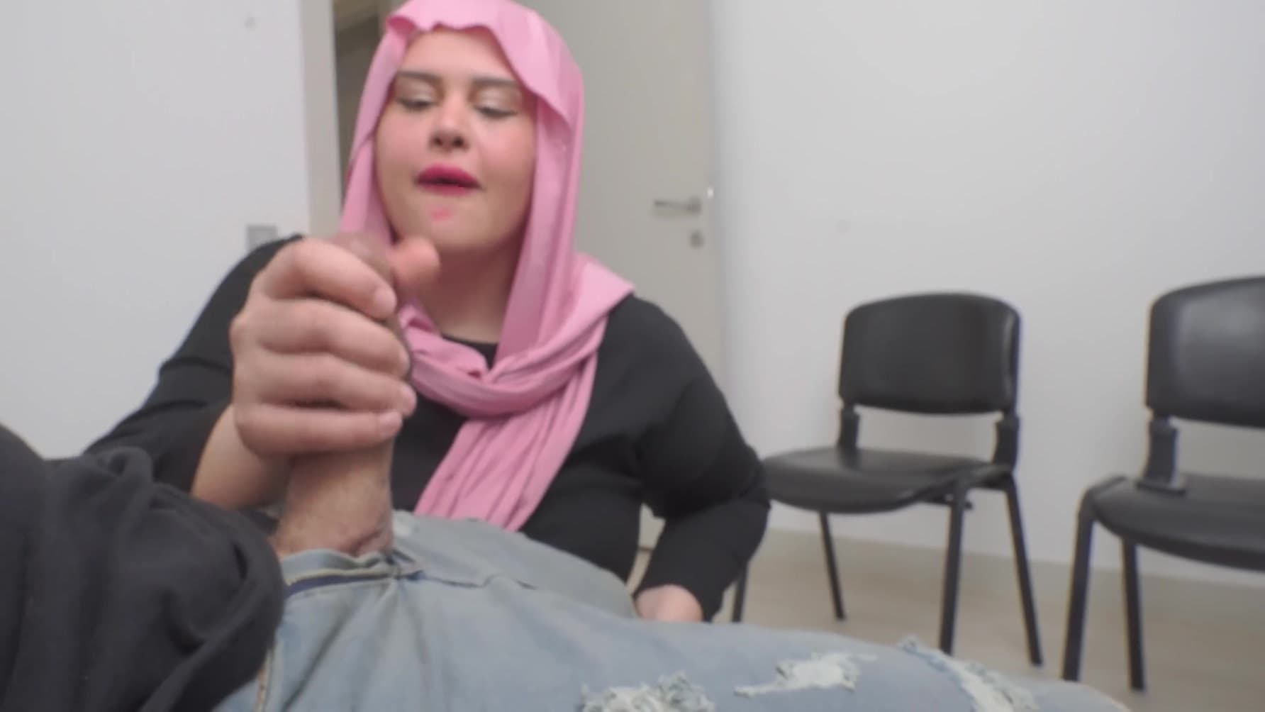 Married Hijab Woman Caught Me Jerking Off In Public Waiting Room_main_thumbnail