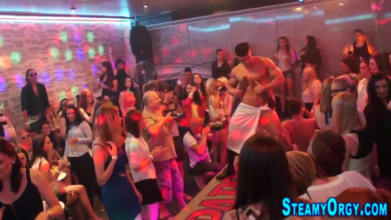 Real Clothed teen 18+ Bigcock_main_thumbnail