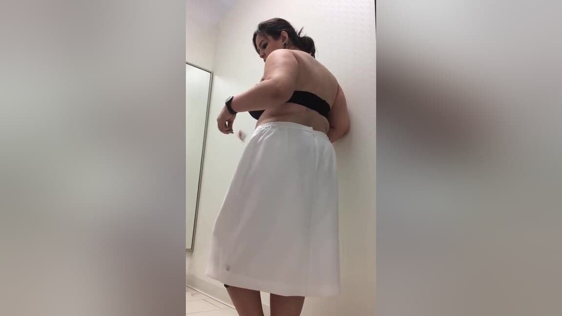 Missbustylatina - Dressing Room Shenanigans_main_thumbnail