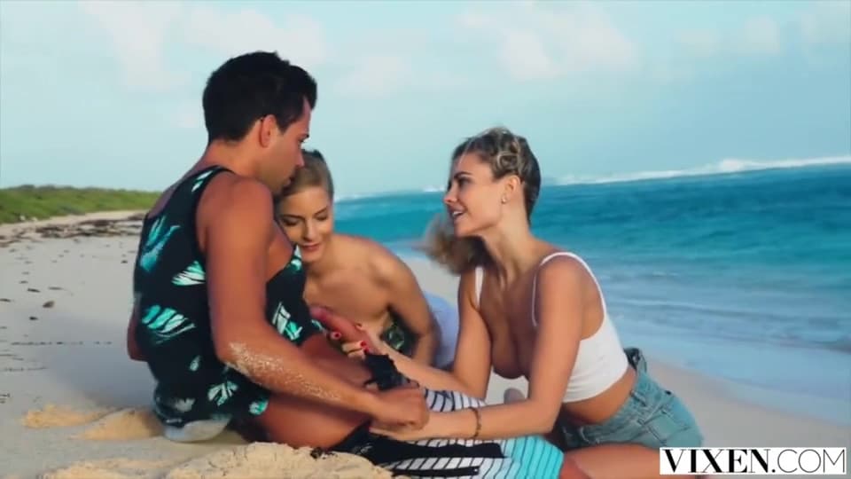 Surfer Fucks Addie And Cayenne Outdoors_main_thumbnail