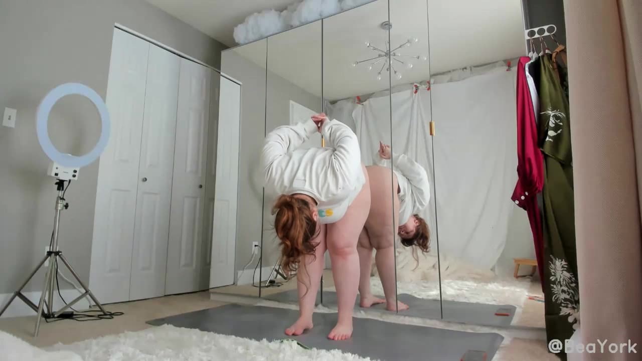 Busty Curly Brunette With Big Boobs Fucks On Couch_main_thumbnail