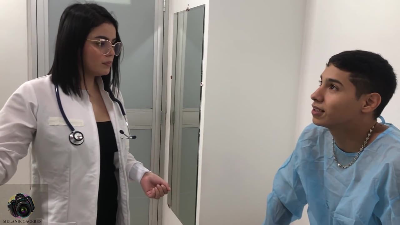Doctora De Enorme Culo Ayuda A Su Paciente Con Su Problema De Ereccion - En Espanol_main_thumbnail