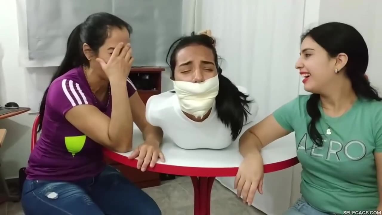 Huge Microfoam Gag_main_thumbnail