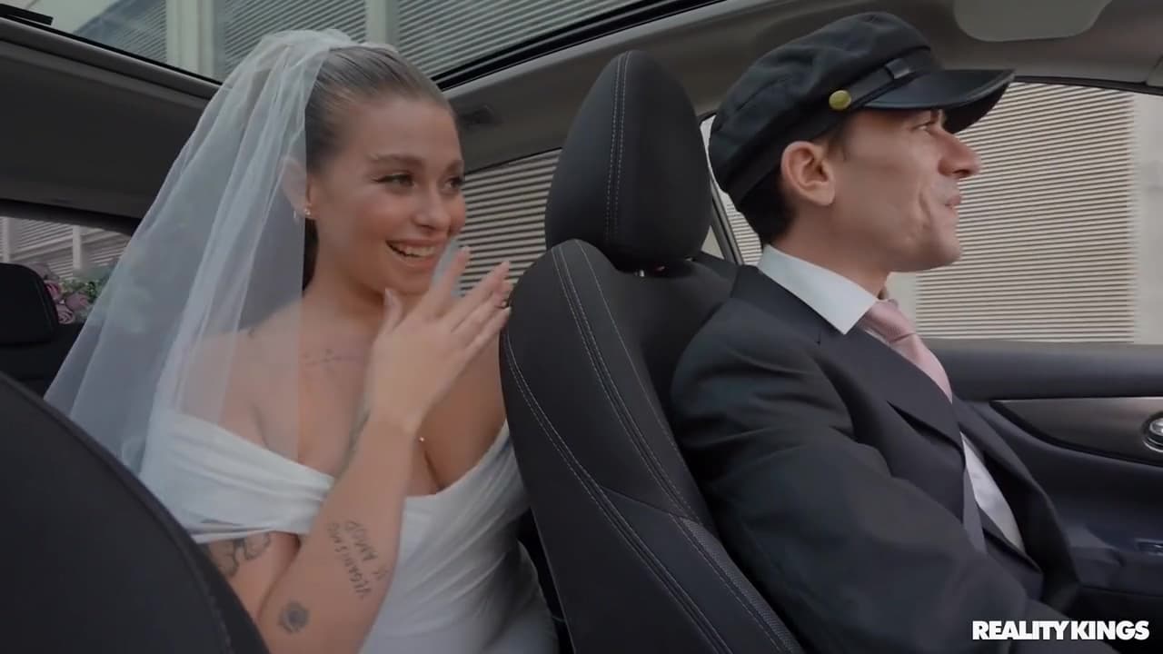 Hung Chauffeur Fucks The Bride Yae Triplex_main_thumbnail