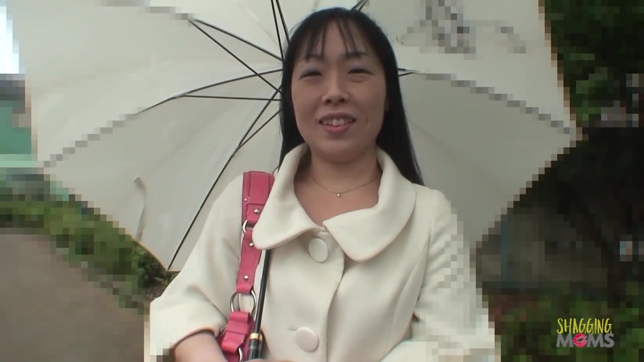 Sloppy Creampie For The Asian Milf Who Loves Toys And Fucking Thats A Bit Weird_main_thumbnail